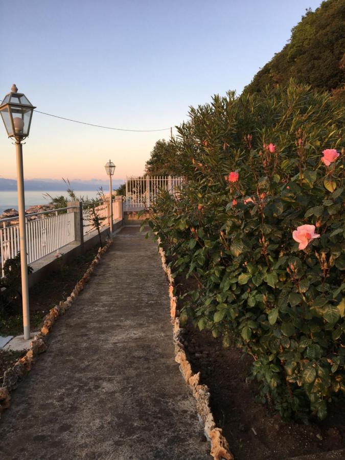 Balconcino Degli Innamorati Tropea Santa Domenica  Exterior photo