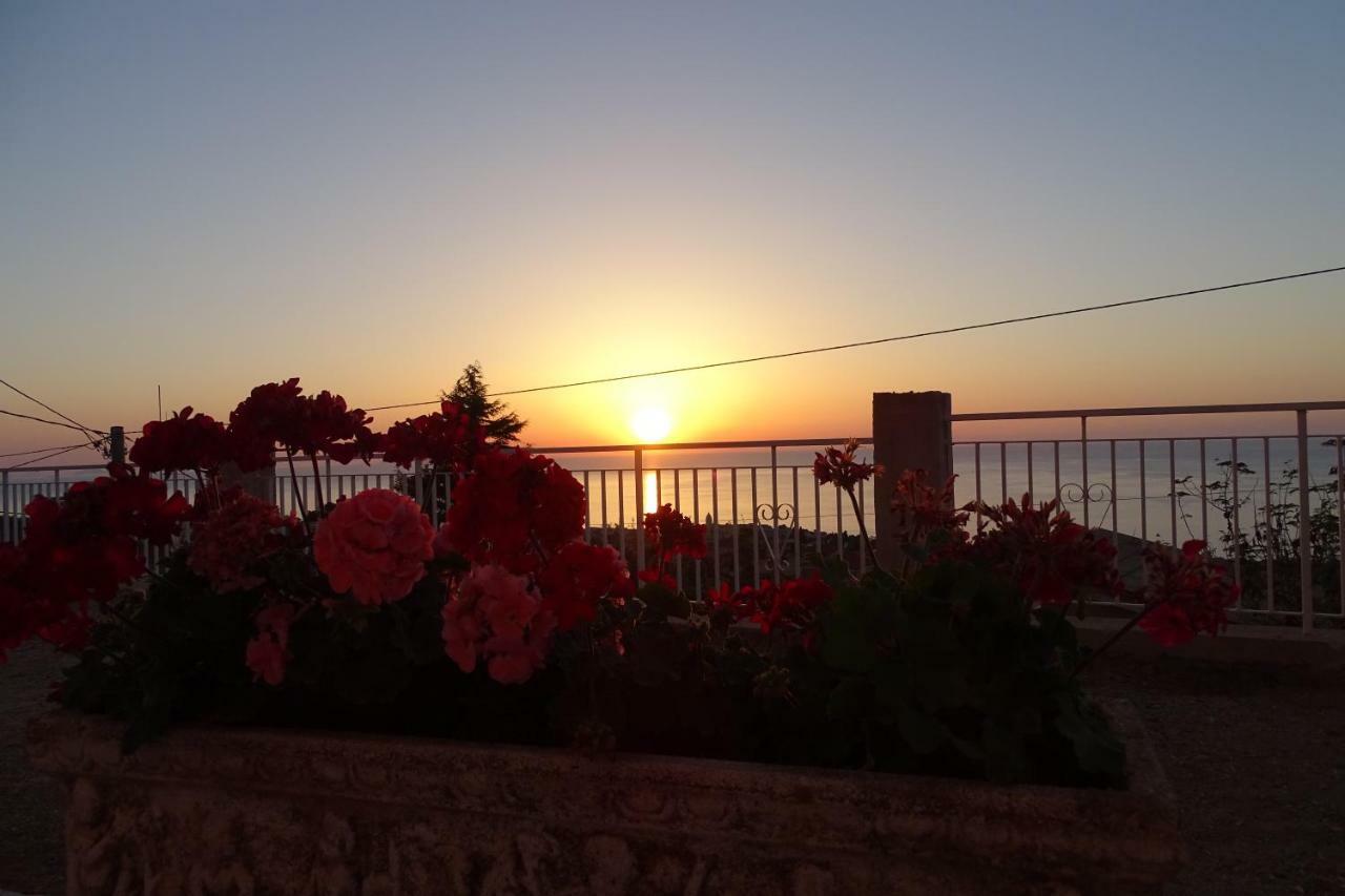Balconcino Degli Innamorati Tropea Santa Domenica  Exterior photo