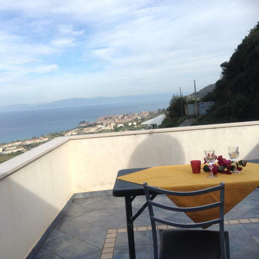 Balconcino Degli Innamorati Tropea Santa Domenica  Exterior photo