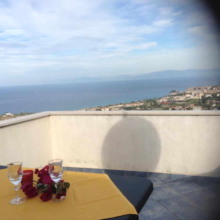 Balconcino Degli Innamorati Tropea Santa Domenica  Exterior photo